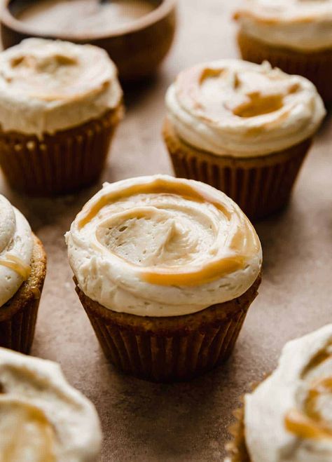 Butterscotch Cupcakes are made with a moist and tender brown sugar and browned butter cake base then topped with a butterscotch frosting made with Homemade Butterscotch Sauce and drizzled with extra sauce on top. These cupcakes are irresistible! Butterscotch Cupcakes, Butterscotch Frosting, Moist Cupcake Recipes, Butterscotch Sauce Recipes, Homemade Butterscotch, Homemade Oreo Cookies, Cookies And Cream Frosting, Graham Cracker Crust Recipe, Chocolate Ganache Frosting