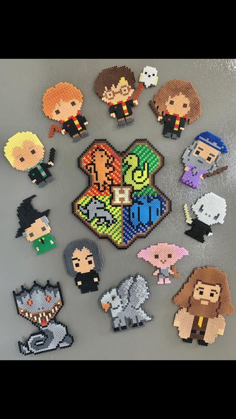 Beads Craft Kids, Harry Potter Perler Beads, Perler Beads Ideas, Hamma Beads Ideas, Easy Perler Bead Patterns, Pearl Beads Pattern, Easy Perler Beads Ideas, Hama Beads Design, Perler Bead Templates