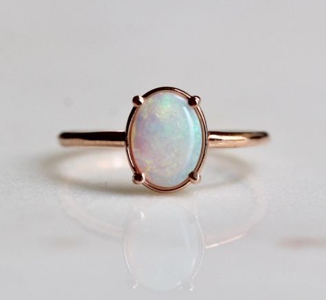 خواتم خطوبة, Opal Statement Ring, Oval Stone Ring, Affiches D'art Déco, Australian Opal Ring, Black Opal Ring, Precious Opal, Ring Opal, Opal Studs