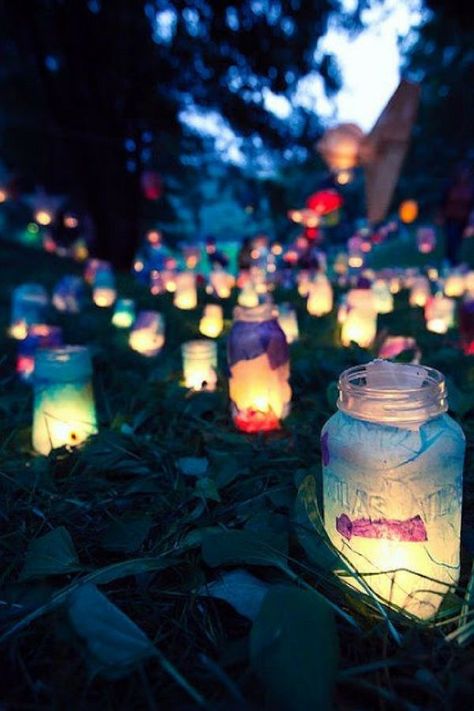 Diy Wedding Lighting, Festival Garden Party, Garden Party Ideas, Festival Themed Party, Coachella Party, Outdoor Party Lighting, Festival Theme, Garden Party Decorations, Boda Mexicana