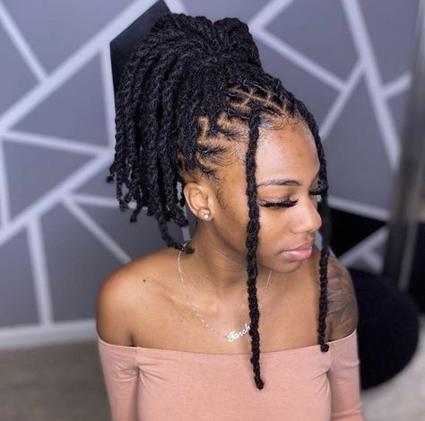 Lox Styles For Women, Loc Ponytail Styles Black Women, Cute Loc Styles For Women, Loc Ponytail, Dreadlocks Hairstyle, Dreads Styles For Women, Dread Styles, Loc Hairstyles, Beautiful Locs