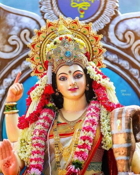 Anna Bhau Sathe Photo, Navratri Image Hd, Durga Maa Pictures, Navratri Devi Images, Photos Of Ganesha, Saraswati Photo, Haldi Ceremony Outfit, Maa Durga Photo, Maa Durga Image