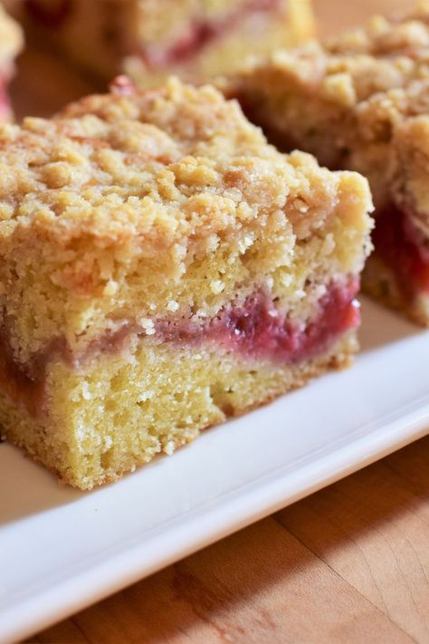 Strawberry Rhubarb Coffee Cake Strawberry Rhubarb Coffee Cake, Strawberry Coffee Cake, Rhubarb Coffee Cake, Rhubarb Coffee Cakes, Strawberry Coffee, Streusel Coffee Cake, Pound Cake With Strawberries, Rhubarb Recipes, Coffee Cake Recipes