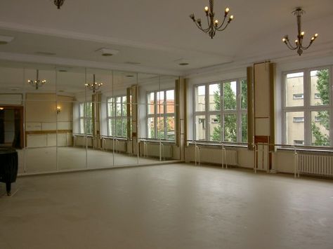 Vintage Dance Studio, Dance Room Aesthetic, Old Dance Studio, Ballet Studio Aesthetic, Calypso Dance, Home Ballet Studio, Dance Studio Aesthetic, Ballet Dance Studio, Light Acadamia