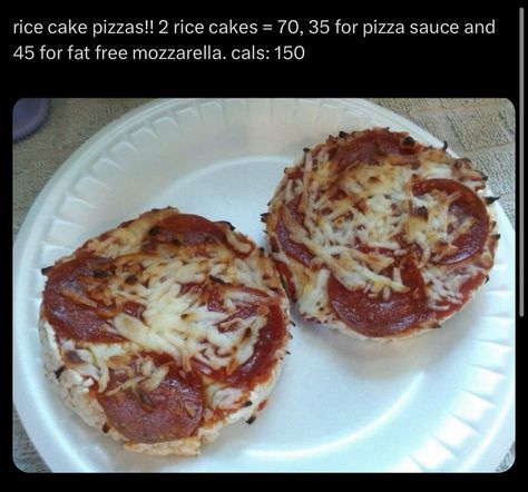 Rice Cake Pizza Recipe, Pizza Rice Cake, Rice Cake Topping Ideas, Plain Rice Cake Ideas, Rice Cake Pizza, Food Calories List, Plain Rice, Rice Cake Recipes, Healthy Lunch Snacks