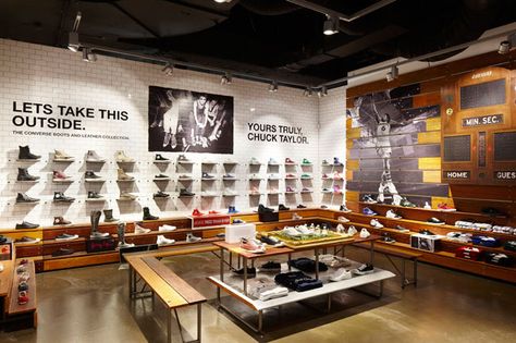 Converse Store, Shoe Store Design, Clothing Store Design, Wood Display Stand, Retail Store Interior, China Furniture, Retail Windows, Retail Store Design, Store Interior