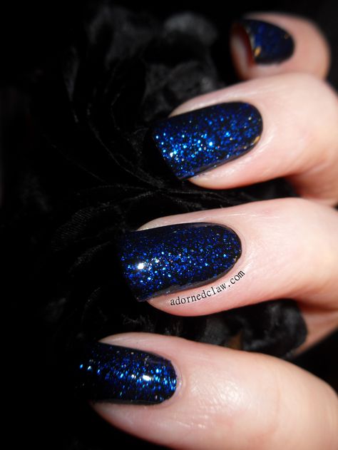 jess nail polish Ibiza Dark Blue Nail, Dark Blue Nail Polish, Nail Polish Dry Faster, Dark Nail Art, Disco Nails, Christmas Nail Polish, Prom Nails Red, Disco Diva, Dark Blue Nails