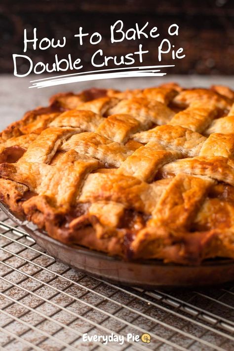 Looking to make a classic double-crust pie from your own recipe? Or, want some helpful tips to get the best bake while using a double-crust? This guide is all about How to Bake a Double Crust Pie! Double Crust Pies, 10 Inch Pie Crust Recipe, Double Crust Pie, Double Pie Crust Recipe, Pie Crust With Butter, Double Pie Crust, Lattice Pie Crust, Pie Crust Top, Homemade Pie Recipes