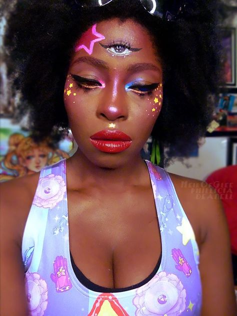 Beautiful Garnet makeup Steven Universe Inspired Makeup, Garnet Steven Universe Cosplay, Steven Universe Makeup, Cartoon Makeup Looks, Steven Universe Nails, Universe Makeup, Garnet Cosplay, Su Cosplay, Steven Universe Cosplay