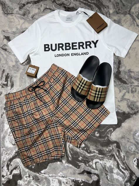 Burberry Shirts For Men, Summer Drip, Guys Fashion Swag, Ralph Lauren Menswear, Drippy Outfit, Burberry Outfit, Hype Clothing, Big Men Fashion, Black Men Fashion Swag