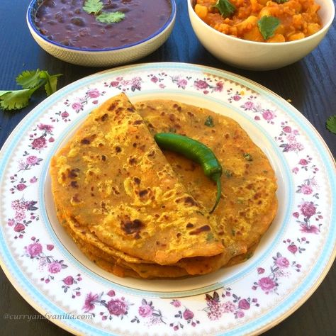 SWEET POTATO PARATHAS (with herbs and spices) Indian Flat Bread Recipe, Flat Bread Recipe, Healthy Sweet Potato, Breakfast Recipies, Indian Flat Bread, Daniel Fast Recipes, Indian Dinner, Aloo Gobi, Yummy Sweet Potatoes