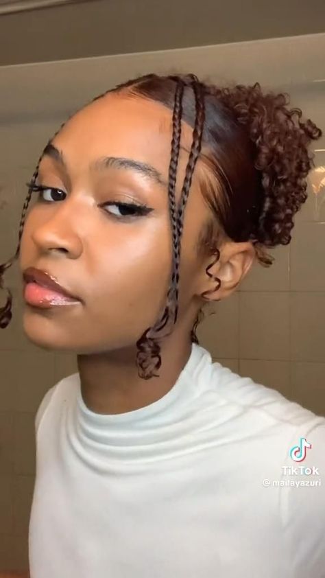 Mailayazuri Hair, Gym Hairstyles For 4c Hair, Curly Out Hairstyles, Short Hair Styles Ponytail, Wolf Cut Natural Hair, Short Curly Updos, Curly Space Buns Black Women, Braids For Short Curly Hair, Low Ponytail Natural Hair