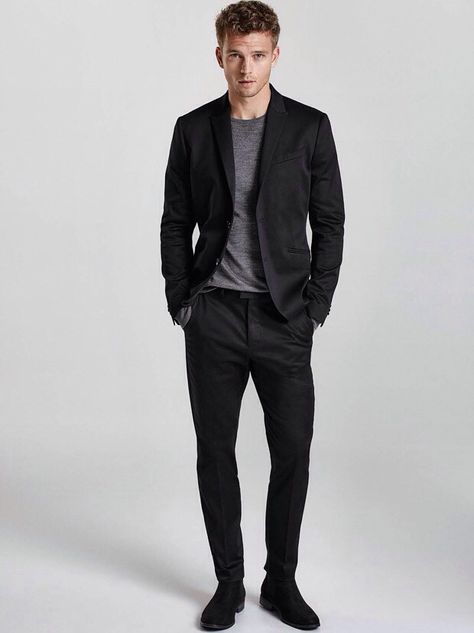 Black Blazer Outfit Men, Blazer Men Outfit, Benjamin Eidem, Black Blazer Men, Black Blazer Outfit, Blazer Outfits Men, Mens Business Casual Outfits, Mens Fashion Blazer, Mens Casual Dress Outfits