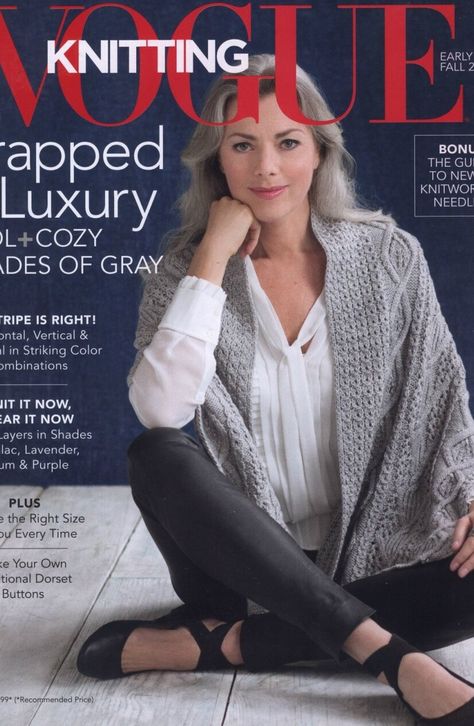 Vogue Knitting Early Fall 2017 — Yandex Disk Knitting Patterns Scarf, Crochet Book Cover, Designer Knitting Patterns, Dorset Buttons, International Magazine, Scarf Chunky, Fall Knitting, Vogue Knitting, Crochet Magazine