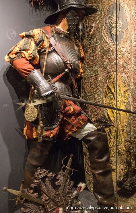 Hisart Museum, Turkey. Knight Armor Museum, Norman Armor, Ancient Armor, Historical Armor, Knight Armor, 다크 판타지, Medieval Knight, Arm Armor, Medieval Armor