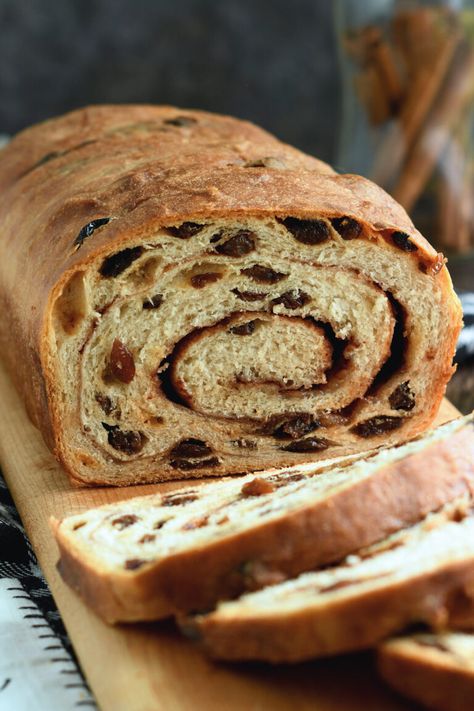 Cinnamon Rasin Bread, Rasin Bread, Sourdough Cinnamon Raisin Bread, Sourdough Cinnamon Raisin, Cinnamon Raisin Bread Recipe, Cinnamon Bread Recipe, Cinnamon Swirl Bread, Bread Bakery, Cinnamon Raisin Bread