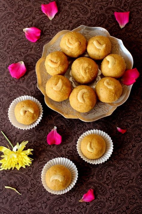 Sweets Photography Ideas, Laddoo Photography, Indian Sweets Photography, Non Veg Recipes, Indian Mithai, Sweets Photography, Navratri Recipes, Indian Food Photography, Ladoo Recipe