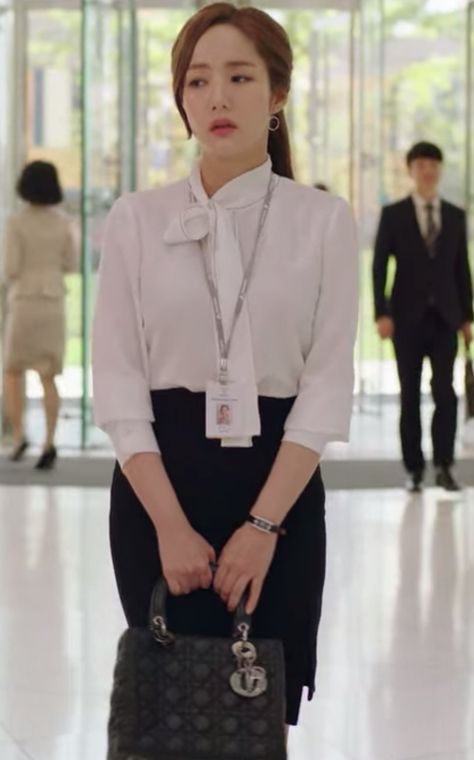 Kdrama Office Outfits Women, Business Woman Korean, Secretary Kim Outfit, Secretary Kim, Kdrama Office Outfit, Ceo Outfit Woman Boss Korean, Kim Miso Secretary Outfit, Korean Secretary Outfit, Business Formal Outfit