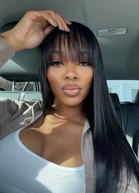 Summer Walker With Bangs, Black Women Bang Hairstyles, Jayda Wayda Bangs, Side Part Bang Wig Black Women, Fringe Bangs Wig Black Women, Bang Hairstyles Black Women, Hair Mood Board, Pretty Babe, Straight Lace Front Wigs