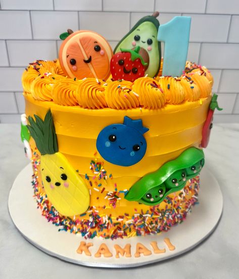 Hey Bear fruits! The best of friends 🤗 🍍🍊🥑🍓  #heybearcake #kupcakekitchen #wantcake #heybear #heybearsensory #cakeinspiration #birthdaycakeideas #birthdayideas #birthdaypartyideas #birthdayinspiration #birthdayideasforgirls #birthdayideasforboys #birthdayideasforkids #cakedesigner #customcakes #cakeforkids #cakeforchildren #cakelove #cutecakes #babycakes #santaclarita #santaclaritavalley Dancing Fruit 1st Birthday, Dancing Fruit Cake, Dancing Fruit Birthday Cake, Hey Bear Sensory Birthday Cake, Hey Bear Birthday Cake, Hey Bear Cake, Dancing Fruit Birthday Party, Fruit Themed Cake, Hey Bear Birthday Party