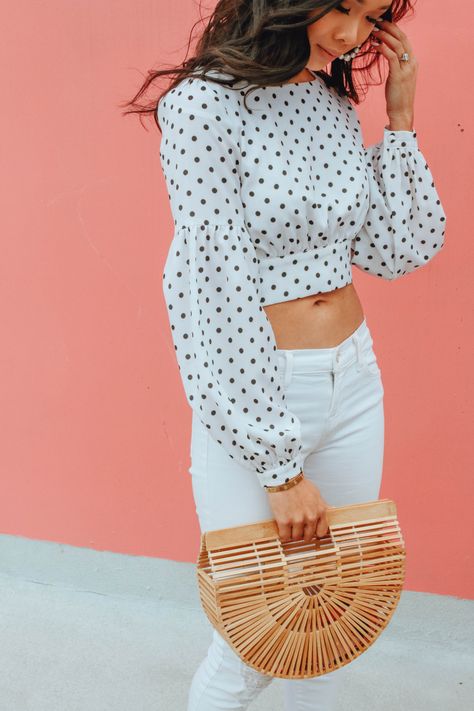 Edgy Boho, Korean Photoshoot, Polka Dot Crop Top, Teen Trends, Fashion Tops Blouse, Sleeves Designs For Dresses, Trendy Fashion Tops, Trendy Blouses, Crop Top Outfits