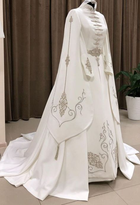 Pin on kafkas Gaun Abad Pertengahan, Baju Kahwin, Old Fashion Dresses, Mode Abaya, Engagement Inspo, Fantasy Dresses, Fantasy Gowns, Fairytale Dress, Guest Dress