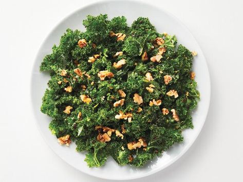 Asian Kale Salad, Asian Kale, Light Sides, Bean Salads, Kale Caesar Salad, Pasta Vegetables, Kale Salad Recipes, Paleo Salads, 5 2 Diet