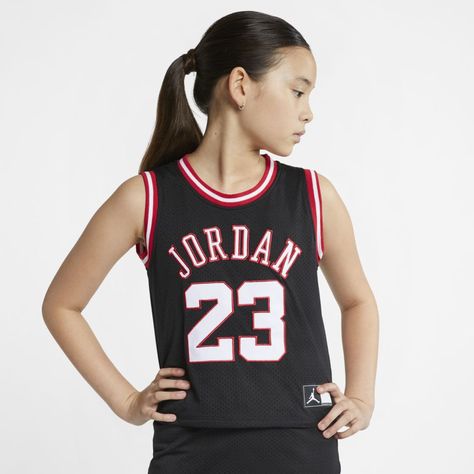 Jordan Big Kids' (Girls') Jersey Size XL (Black) Cropped Jersey, Cool Streetwear, Jordan Jersey, Jordans Girls, Shirts Graphic Tees, 23rd Birthday, Jordan 23, Basketball Shorts, Basketball Jersey