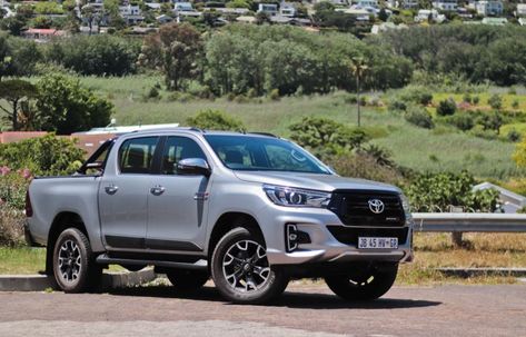 Sprint Review: Toyota Hilux 2.8 GD-6 D/C 4×4 Legend 50 – NamWheels Gd6 Toyota, Gd6 Legend 50, Legend 50 Toyota, Hilux Vigo, Tug Boats, Bmw 5 Series, Four Wheel Drive, Keyless Entry, Toyota Hilux