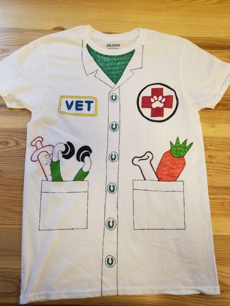 Career Dress Up Day For Kids, Veterinarian Costume, Vet Costume, Diy Shirt Printing, Career Costumes, School Costume, Backyard Kids Play Area, Kids Deco, Toddler Classroom