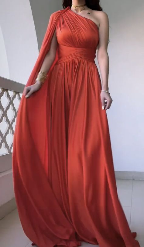 Evening Dresses With Sleeves, Prom Dresses Modest, Dresses Modest, Prom Dress Inspiration, Dress Inspiration, African Attire, Dress Code, Modest Dresses, Dress Codes