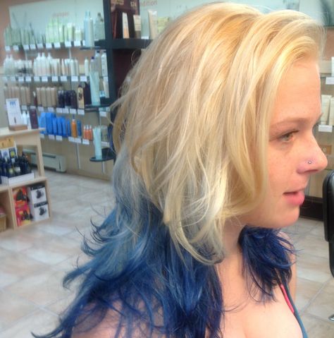 Blue ombré  Www.salonnirvana.biz Hairdye Ideas, Hair Goal, Dyed Blonde Hair, Neon Aesthetic, Permanent Hair Color, Dye My Hair, Hair Reference, Color Inspo, Hair Inspo Color