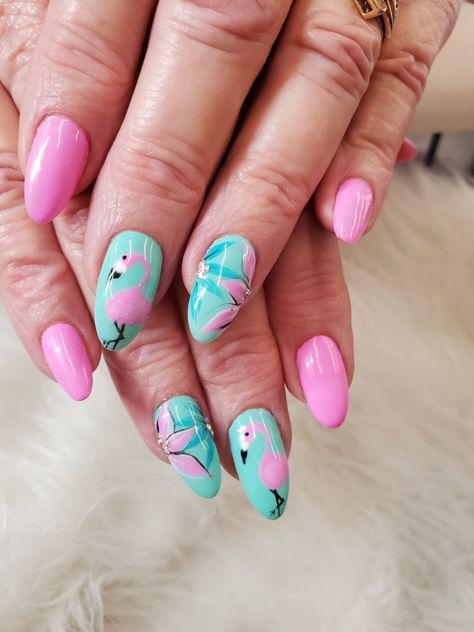 Summer nails, pink nails, flamingos, cute nail ideas Turquoise Pink Nails, Holiday Nails Summer, Turquoise Nail Art, Summer Nails Pink, Cute Nail Ideas, Flamingo Nails, Summer Flamingo, Feminine Tattoo Sleeves, Turquoise Nails