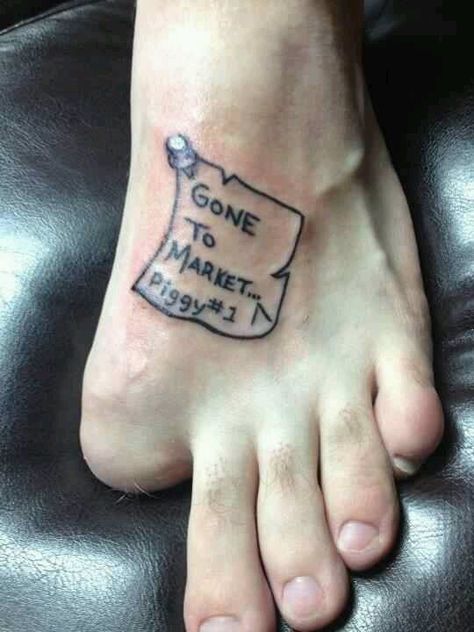 Funny Knee Tattoo, Weird Tattoo Designs, Funny Quote Tattoos, Weirdo Tattoo, Ironic Tattoos, Hilarious Tattoos, 88 Tattoo, Dumbest Tattoos, Awful Tattoos