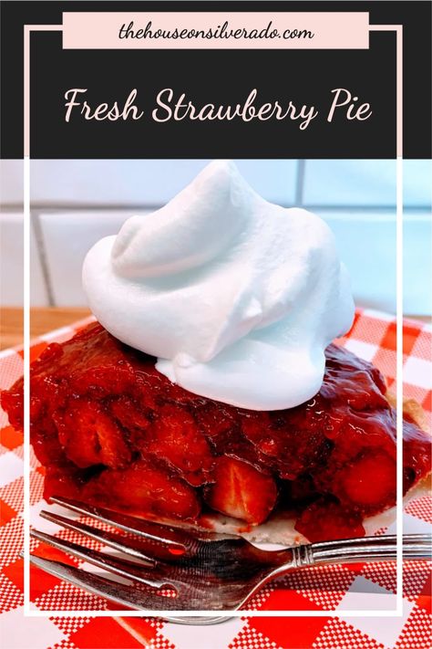 This Strawberry Pie makes good use of all the fresh, juicy strawberries in season! Easy to make, and so good! #strawberries #pie Strawberries Pie, Farmhouse Food, Strawberry Huller, Shortcake Cake, Strawberry Shortcake Cake, Pie Crust Dough, Fresh Strawberry Pie, Vodka Lemonade, Strawberry Jello