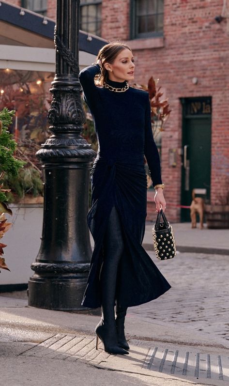 Stewart Weitzman Boots Outfits, Stewart Weitzman Boots, Olivia Palermo Street Style, Stewart Weitzman, Estilo Olivia Palermo, Olivia Palermo Lookbook, Boots Outfits, Olivia Palermo Style, Outfit Women