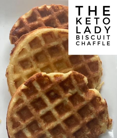 The Keto Lady - This is probably the closet to Bisquik... Sausage And Biscuits, Strawberries Shortcake, Make Sausage, Keto Dishes, Waffle Maker Recipes, Keto Biscuits, Healthy Low Calorie Meals, Biscuits And Gravy, Low Carb Bread