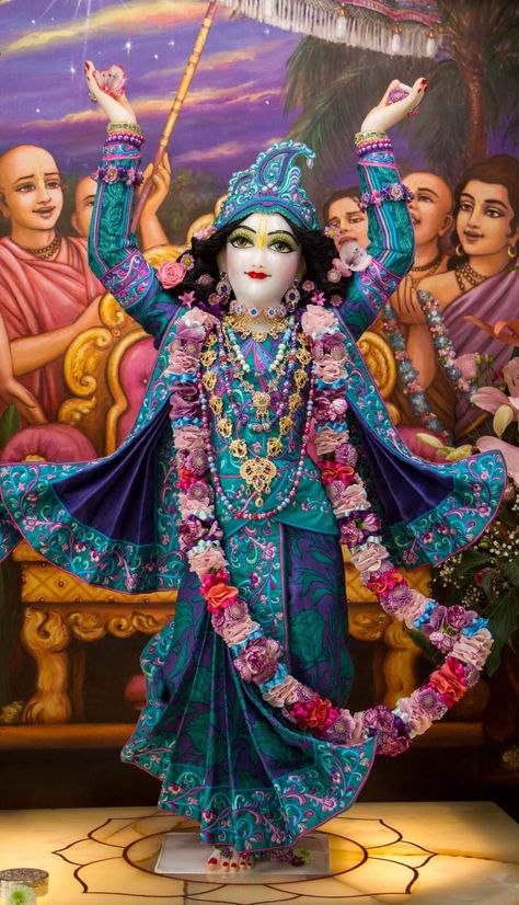 Gauranga Mahaprabhu, Caitanya Mahaprabhu, Gaura Nitai, Deity Clothes, Gaur Nitai, Shree Krishna Wallpapers, Hindu Statues, Krishna Wallpapers, Little Krishna