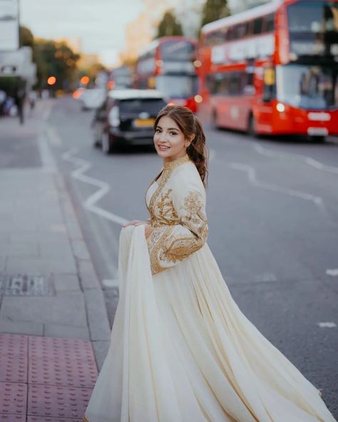 shop here: https://s.daraz.pk/s.Hdob?cc Dananeer Mobeen Outfits, Pakistani Aesthetic, Snap Photography, Walima Dress, Dress Designing, Pakistani Celebrities, London Outfit, Modest Dresses Casual, Big Dreams