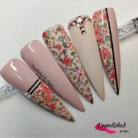 Nail art design featuring small pink flowers on a beige background. Floral Nail Foil Designs Ideas, Nail Foil Ideas, Nail Foils Designs, Nail Foil Designs Ideas, Floral Hedge, Foil Nail Designs, Pastel Beige, Nail Foils, Foil Nail Art