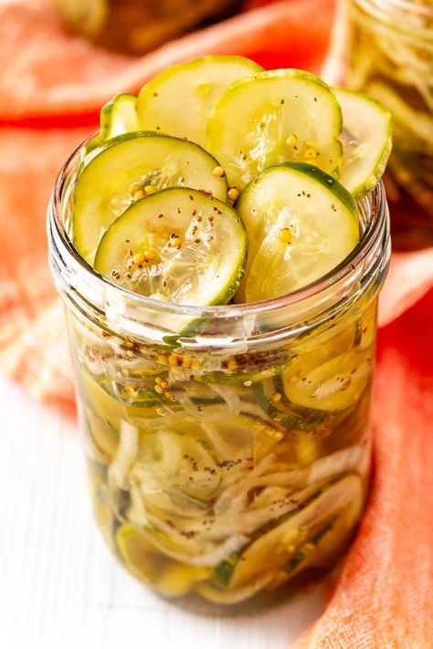 This recipe for homemade bread and butter pickles is easy, delicious, and doesn’t require canning. Just 15 minutes of prep and let your refrigerator do the rest of the work! Canned Bread And Butter Pickles Recipe, Bread N Butter Pickle Recipe, Refrigerator Pickle Recipes, Bread And Butter Pickles, Pickled Cucumbers, Butter Pickles, Pickles Recipe, Refrigerator Pickles, Pickle Recipe