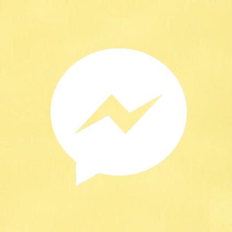 Yellow Messenger Icon, Toga Theme, Aesthetics Yellow, Yellow Vibe, Ipad Customization, Icons Phone, Yellow Icon, Iphone Wallpaper Yellow, App Logos