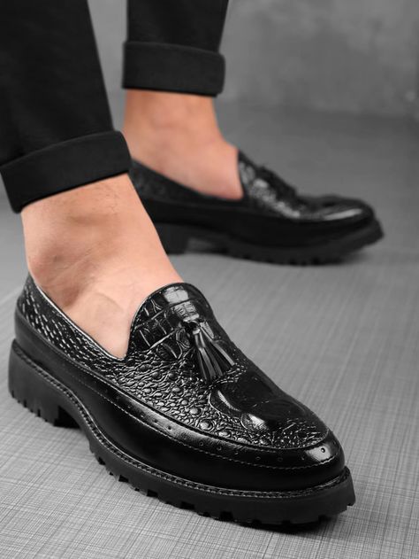 Black  Collar   Crocodile Print Dress Loafers Embellished   Men Shoes Black Loafers Men, Mens Traditional Wear, Loafers Outfit, Tassel Decor, Outfit Styles, Dress Loafers, Modern Shoes, Crocodile Print, Mens Shoes Casual Sneakers