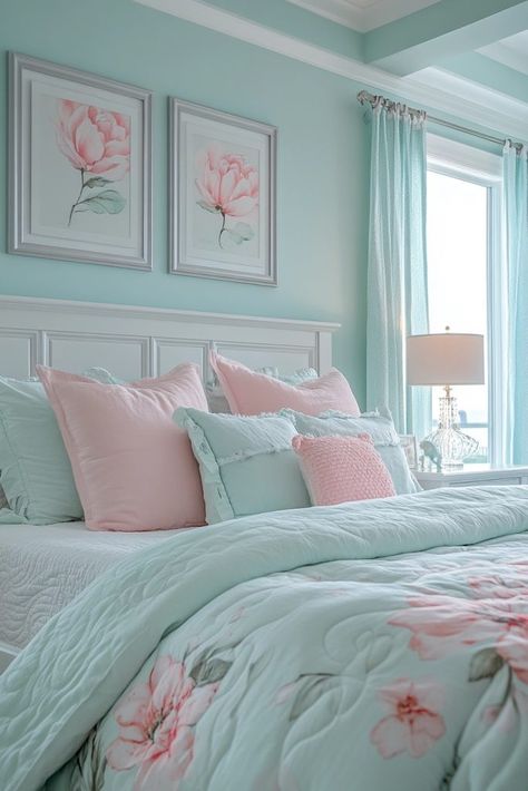 29 Ocean Inspired Bedrooms for a Refreshing Coastal Vibe 19 Pale Turquoise Bedroom, Pastel Colour Room Ideas, Aquamarine Bedroom Ideas, Light Blue And Pink Bedroom Ideas, Sea Room Ideas Bedrooms, Pastel Blue Room Decor, Beachy Themed Bedrooms, Pastel Green Bedroom Ideas, Ocean Blue Bedroom