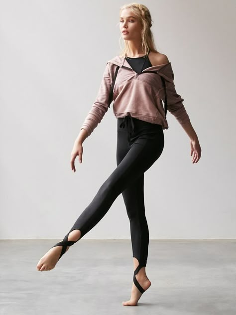 Dance Exercise Chic Outfit High Waist Sports Leggings, Estilo Fitness, Swing Dancing, Yoga Outfits, Free People Clothing Boutique, Dance Clothes, Free People Clothing, Yoga Activewear, Workout Outfits