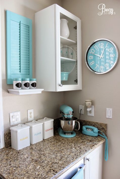 Aqua Kitchen, Turquoise Kitchen, Cottage Coastal, Teal Kitchen, House Of Turquoise, Kitchen Cabinets Makeover, Cabinet Makeover, Kitchen Redo, Coastal Cottage