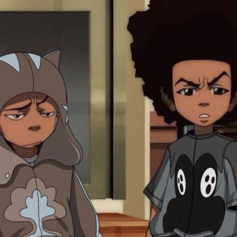 Boondocks Profile Pic, Huey Boondocks Pfp, Riley And Huey Freeman Matching Pfp, Huey Freeman Outfits, Boondocks Huey And Jasmine, Funny Boondocks, The Boondocks Fanart, Boondocks Riley And Huey, Huey Freeman Pfp