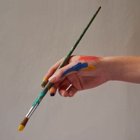 Paint Brushes Photography, Painter Photography, Hand References, Chapters Indigo, Artsy Aesthetic, Hand Photography, Hand Drawing Reference, Hand Reference, Artist Aesthetic