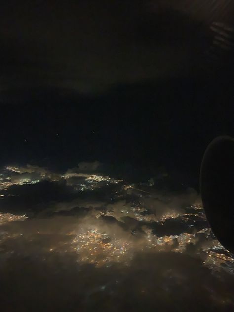 airplane view - dark vibe - dark aesthetic - aesthetic - lights at night - dark view Dark Views Aesthetic, Night Widget Aesthetic, Dark Airplane Aesthetic, Dark Nights Aesthetics, My Vibe Aesthetic Dark, Dark View Aesthetic, 2 Am Aesthetic Night, Night Core Wallpaper, Dark Dream Aesthetic