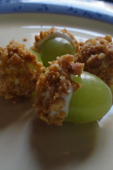 TAFFY APPLE GRAPES Taffy Grapes, Taffy Apple, Honey Roasted Peanuts, Grape Recipes, Just A Pinch Recipes, Reception Food, Just A Pinch, Honey Roasted, Taffy